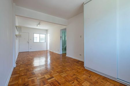 Sala/Quarto de kitnet/studio para alugar com 1 quarto, 40m² em Jardim America, São Paulo