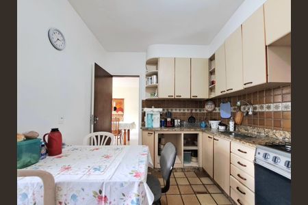 Apartamento à venda com 165m², 4 quartos e 2 vagas