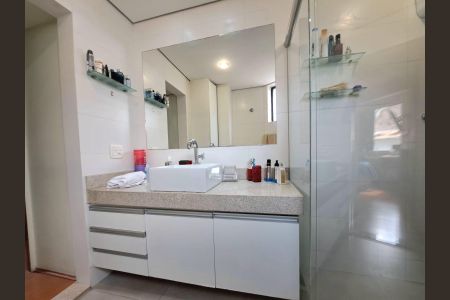 Apartamento à venda com 165m², 4 quartos e 2 vagas