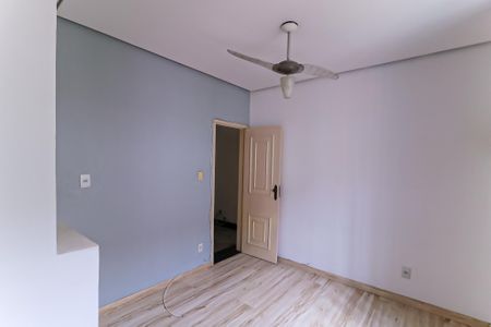 Casa de condomínio para alugar com 160m², 4 quartos e 2 vagas Casa de condomínio para alugar com 160m², 4 quartos e 2 vagasQuarto