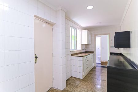 Casa de condomínio para alugar com 160m², 4 quartos e 2 vagas Casa de condomínio para alugar com 160m², 4 quartos e 2 vagasCozinha