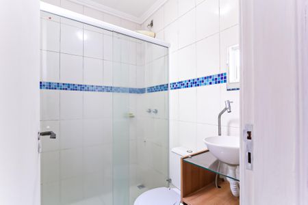 Casa de condomínio para alugar com 160m², 4 quartos e 2 vagas Casa de condomínio para alugar com 160m², 4 quartos e 2 vagasBanheiro da Suíte 3