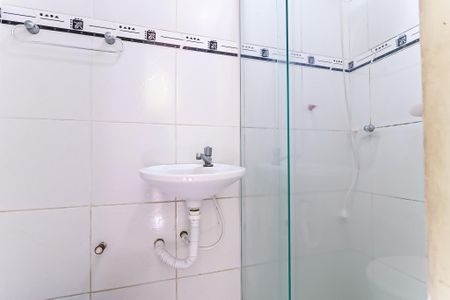 Casa de condomínio para alugar com 160m², 4 quartos e 2 vagas Casa de condomínio para alugar com 160m², 4 quartos e 2 vagasBanheiro de serviço