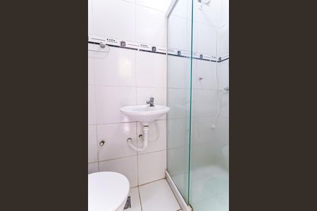 Casa de condomínio para alugar com 160m², 4 quartos e 2 vagas Casa de condomínio para alugar com 160m², 4 quartos e 2 vagasBanheiro de serviço