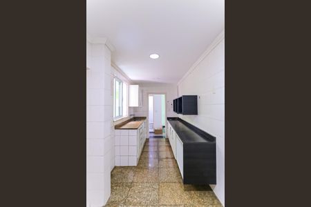 Casa de condomínio para alugar com 160m², 4 quartos e 2 vagas Casa de condomínio para alugar com 160m², 4 quartos e 2 vagasCozinha