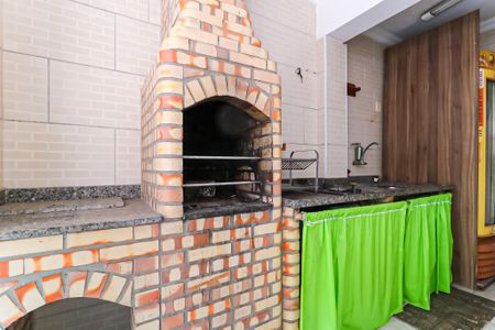 Casa de condomínio para alugar com 160m², 4 quartos e 2 vagas Casa de condomínio para alugar com 160m², 4 quartos e 2 vagasÁrea comum - Churrasqueira