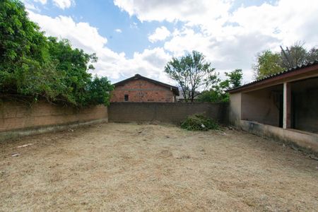 Casa à venda com 72m², 2 quartos e 1 vaga