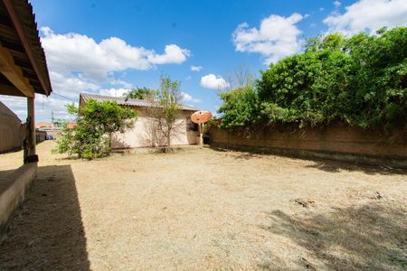 Casa à venda com 72m², 2 quartos e 1 vaga