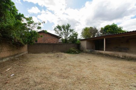 Casa à venda com 72m², 2 quartos e 1 vaga