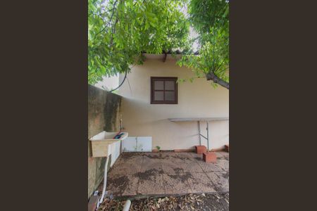 Casa à venda com 72m², 2 quartos e 1 vaga