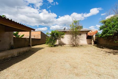 Casa à venda com 72m², 2 quartos e 1 vaga