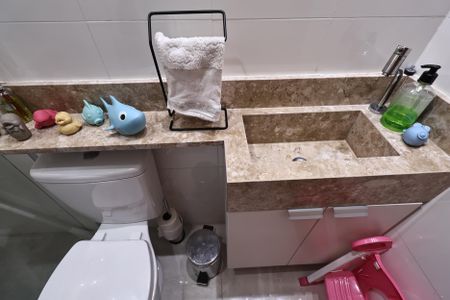 Apartamento à venda com 64m², 2 quartos e 2 vagasBanheiro 