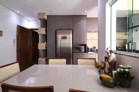 Apartamento à venda com 64m², 2 quartos e 2 vagasCozinha