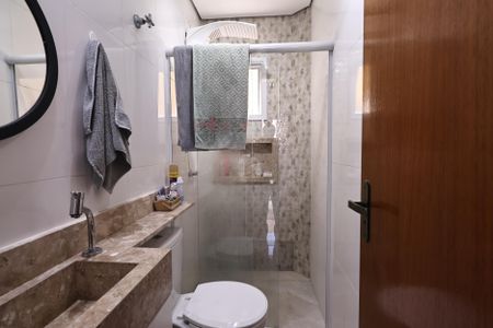 Apartamento à venda com 64m², 2 quartos e 2 vagasBanheiro da Suíte