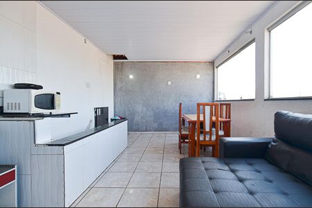 Sala de casa para alugar com 3 quartos, 90m² em Horto Florestal, Belo Horizonte