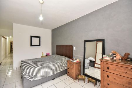 Casa à venda com 200m², 3 quartos e 3 vagasSuíte