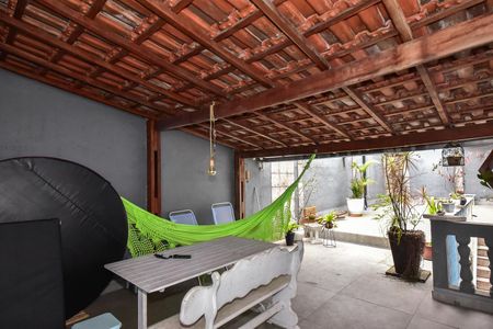 Casa à venda com 200m², 3 quartos e 3 vagasVaranda do Quarto 2