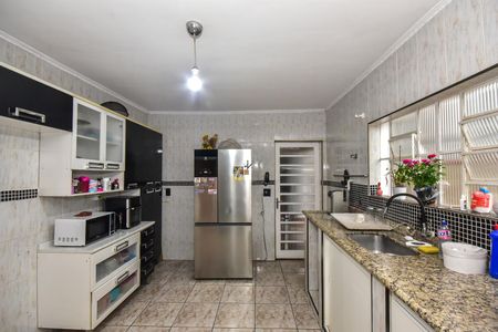 Casa à venda com 200m², 3 quartos e 3 vagasCozinha