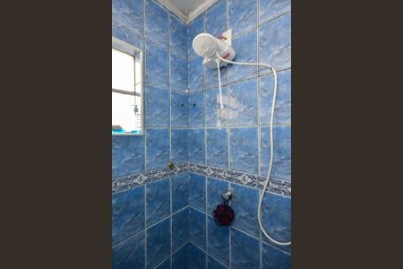 Casa à venda com 200m², 3 quartos e 3 vagasChuveiro da Suíte