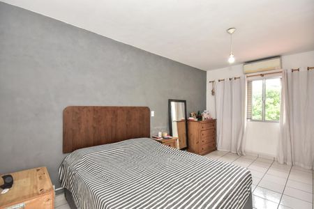 Casa à venda com 200m², 3 quartos e 3 vagasSuíte