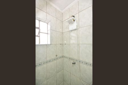 Casa à venda com 200m², 3 quartos e 3 vagasChuveiro do Banheiro