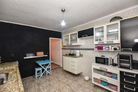 Casa à venda com 200m², 3 quartos e 3 vagasCozinha