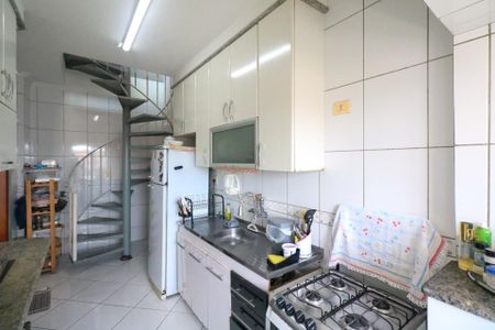 Apartamento à venda com 147m², 2 quartos e 2 vagasCozinha e Área de Serviço