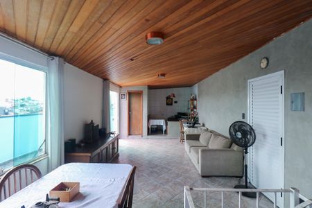 Apartamento à venda com 147m², 2 quartos e 2 vagasCobertura