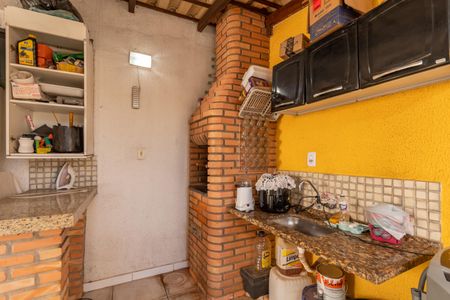 Apartamento à venda com 172m², 3 quartos e 1 vaga Apartamento à venda com 172m², 3 quartos e 1 vagaÁrea Privativa