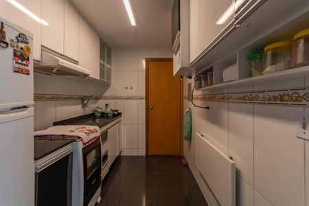 Apartamento à venda com 172m², 3 quartos e 1 vaga Apartamento à venda com 172m², 3 quartos e 1 vagaCozinha
