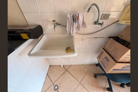 Casa à venda com 360m², 4 quartos e 5 vagasLavanderia 1