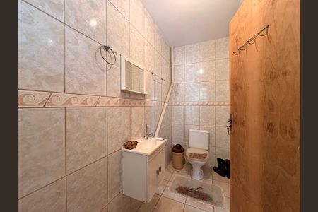 Casa à venda com 360m², 4 quartos e 5 vagasBanheiro de serviço