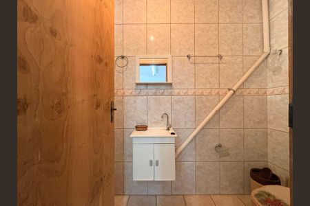 Casa à venda com 360m², 4 quartos e 5 vagasBanheiro de serviço