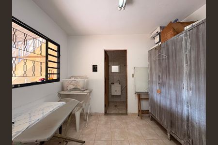 Casa à venda com 360m², 4 quartos e 5 vagasQuarto de Serviço