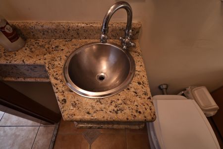 Casa à venda com 360m², 4 quartos e 5 vagasLavabo