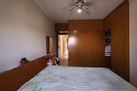 Casa à venda com 360m², 4 quartos e 5 vagasSuite 2