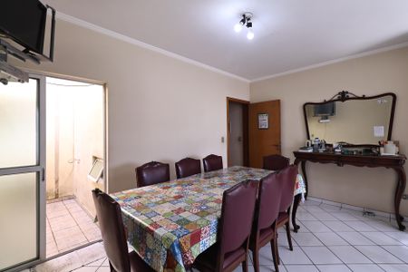 Casa à venda com 360m², 4 quartos e 5 vagasCozinha