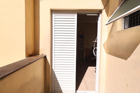 Casa à venda com 360m², 4 quartos e 5 vagasSacada quarto 2