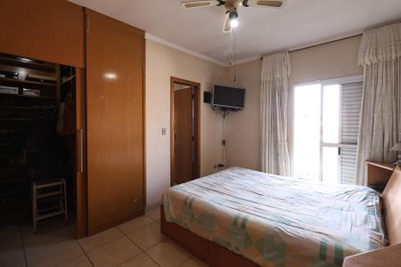 Casa à venda com 360m², 4 quartos e 5 vagasSuite 2
