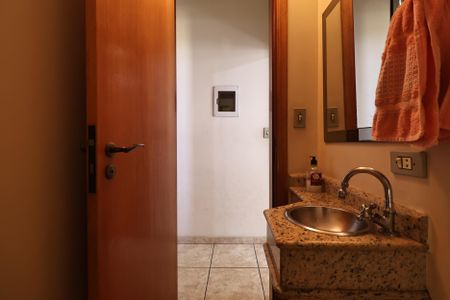 Casa à venda com 360m², 4 quartos e 5 vagasLavabo