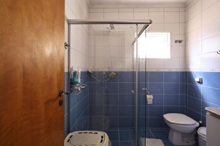 Casa à venda com 360m², 4 quartos e 5 vagasBanheiro 