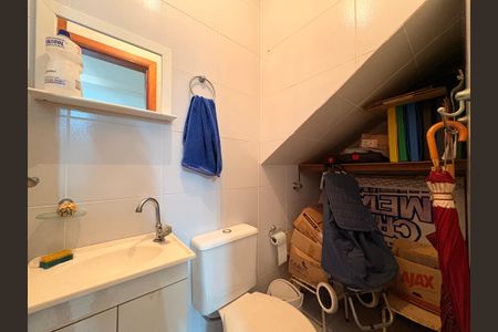 Casa à venda com 360m², 4 quartos e 5 vagasLavabo 2