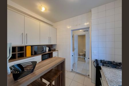 Apartamento para alugar com 115m², 3 quartos e 3 vagas Apartamento para alugar com 115m², 3 quartos e 3 vagasCozinha