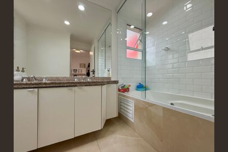 Apartamento para alugar com 115m², 3 quartos e 3 vagas Apartamento para alugar com 115m², 3 quartos e 3 vagasBanheiro Suíte 1