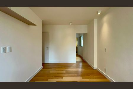 Apartamento à venda com 96m², 2 quartos e 1 vagaSuíte