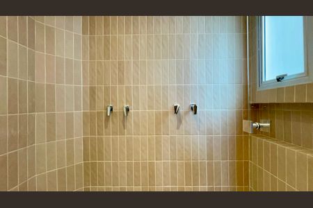 Apartamento à venda com 96m², 2 quartos e 1 vagaBanheiro da Suíte