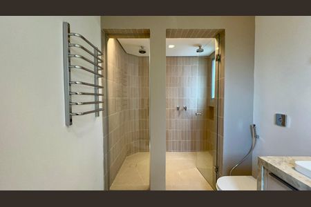 Apartamento à venda com 96m², 2 quartos e 1 vagaBanheiro da Suíte