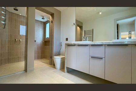 Apartamento à venda com 96m², 2 quartos e 1 vagaBanheiro da Suíte