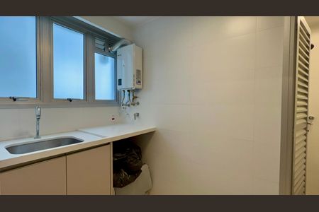 Apartamento à venda com 96m², 2 quartos e 1 vagaÁrea de Serviço
