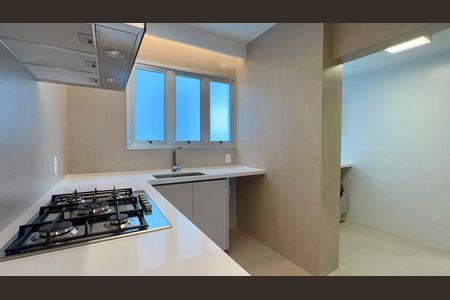 Apartamento à venda com 96m², 2 quartos e 1 vagaCozinha